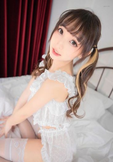 女奥特曼成版资源av_字幕高清版在线观看